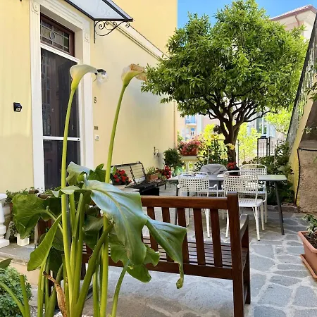 Lejlighed Host4u - Honey's With Balcony And Garden In Center Imperia