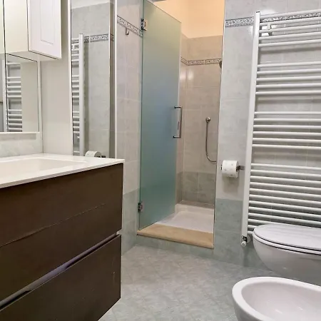 Lejlighed Host4u - Honey's With Balcony And Garden In Center Imperia