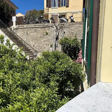 Lejlighed Host4u - Honey's With Balcony And Garden In Center Imperia